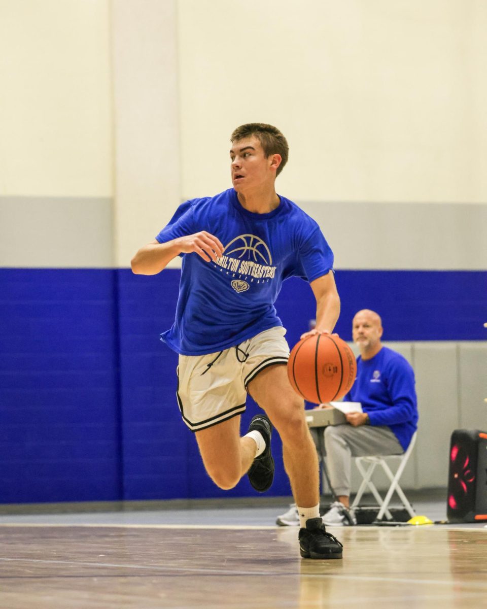 Boys Basketball practices on Friday, November 1st at Hamilton Southeastern High School. 