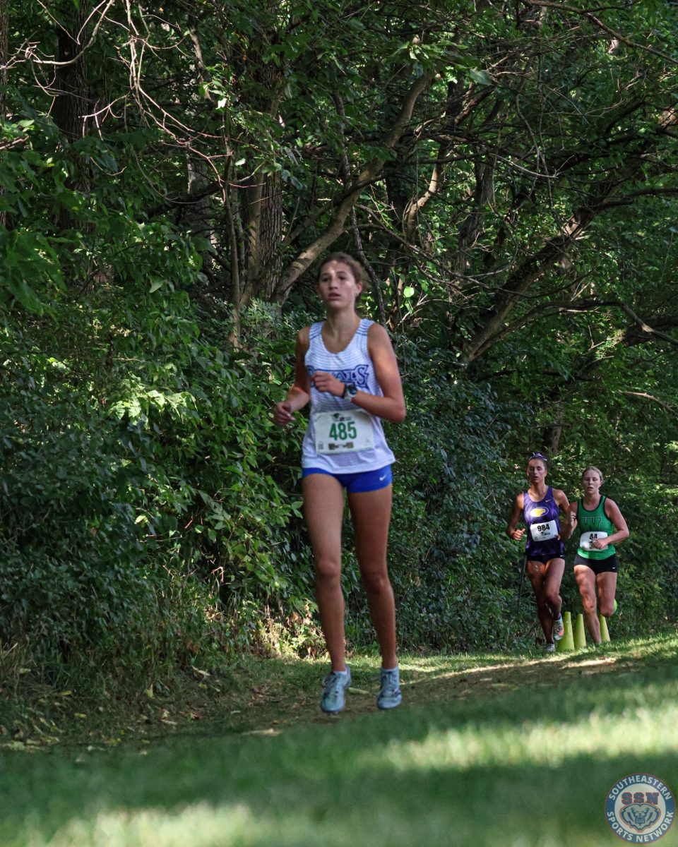 Girls Cross Country competes in the Hamilton County meet at Chinquapin Ridge on August 30.