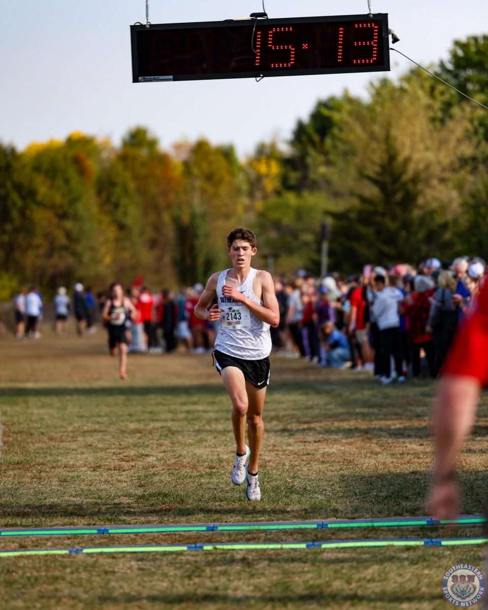 Hamilton Southeastern Boys Cross Country Shines at Nobleville Sectional