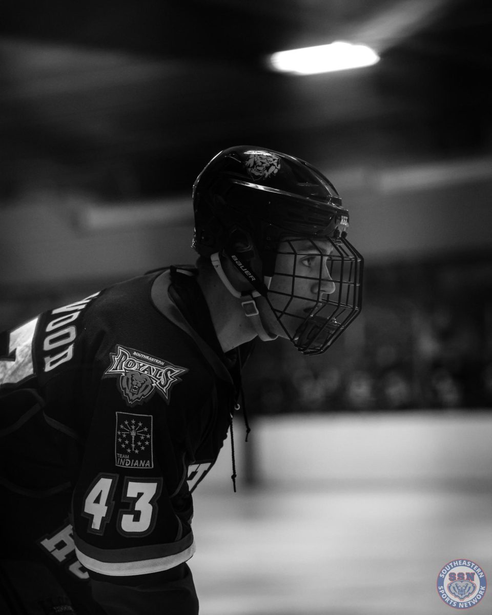 HSE Hockey A senior Will Ellenwood, #43, plays at the Carmel Ice Skadium against Carmel Gold on January 30, 2026.